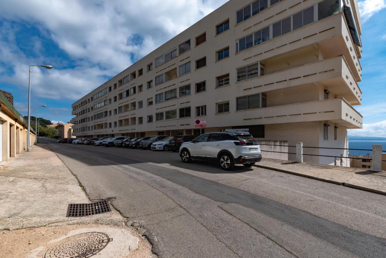 Magnifique Appartement Vue Mer, Spacieux Et Traversant Ajaccio  Exterior photo
